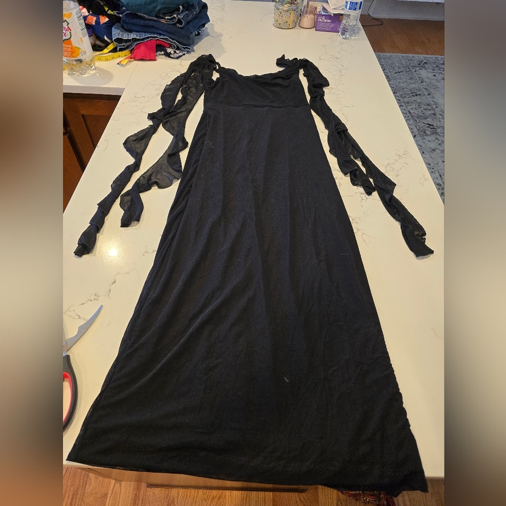 Elegant Black Sleeveless Dress